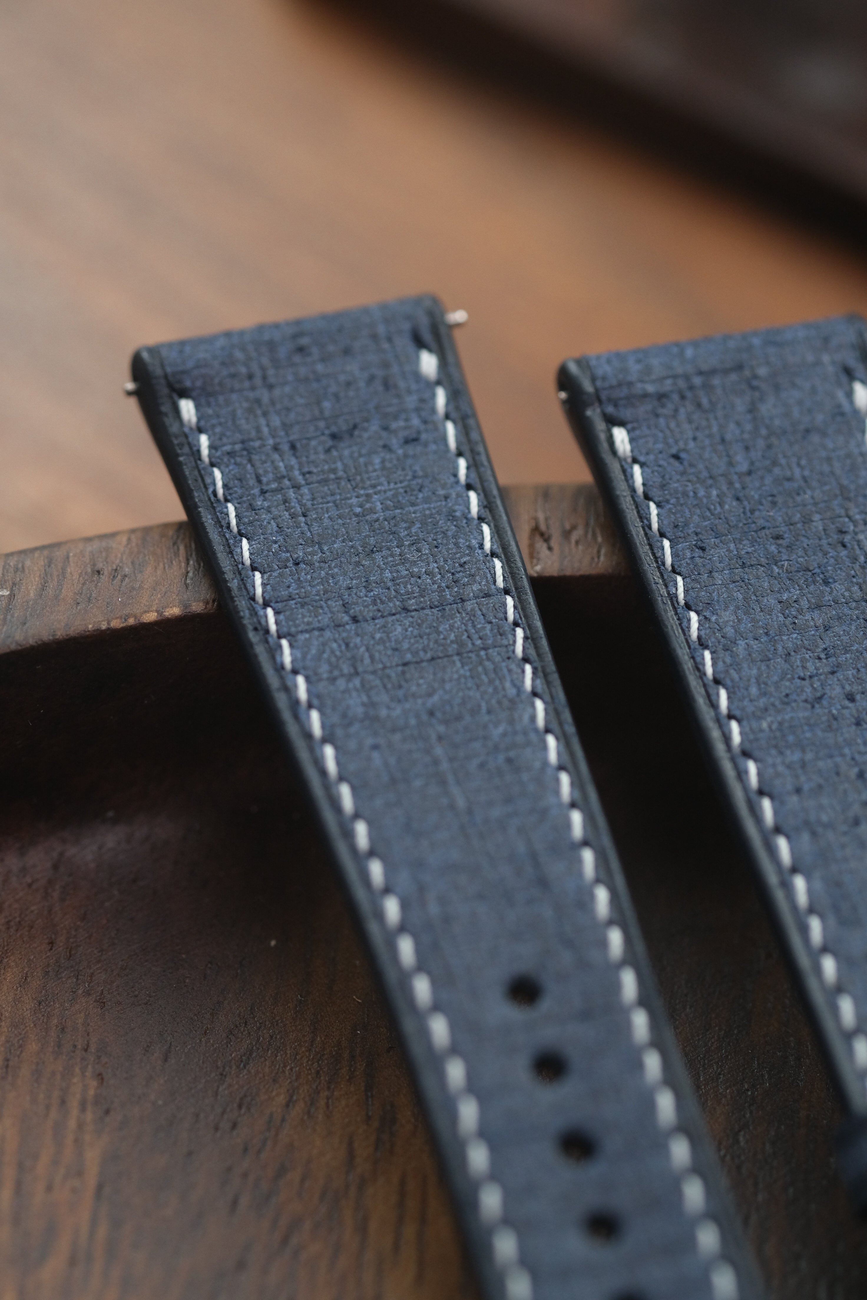Navy Babele 'Linen' Leather Strap - Artisan Straps