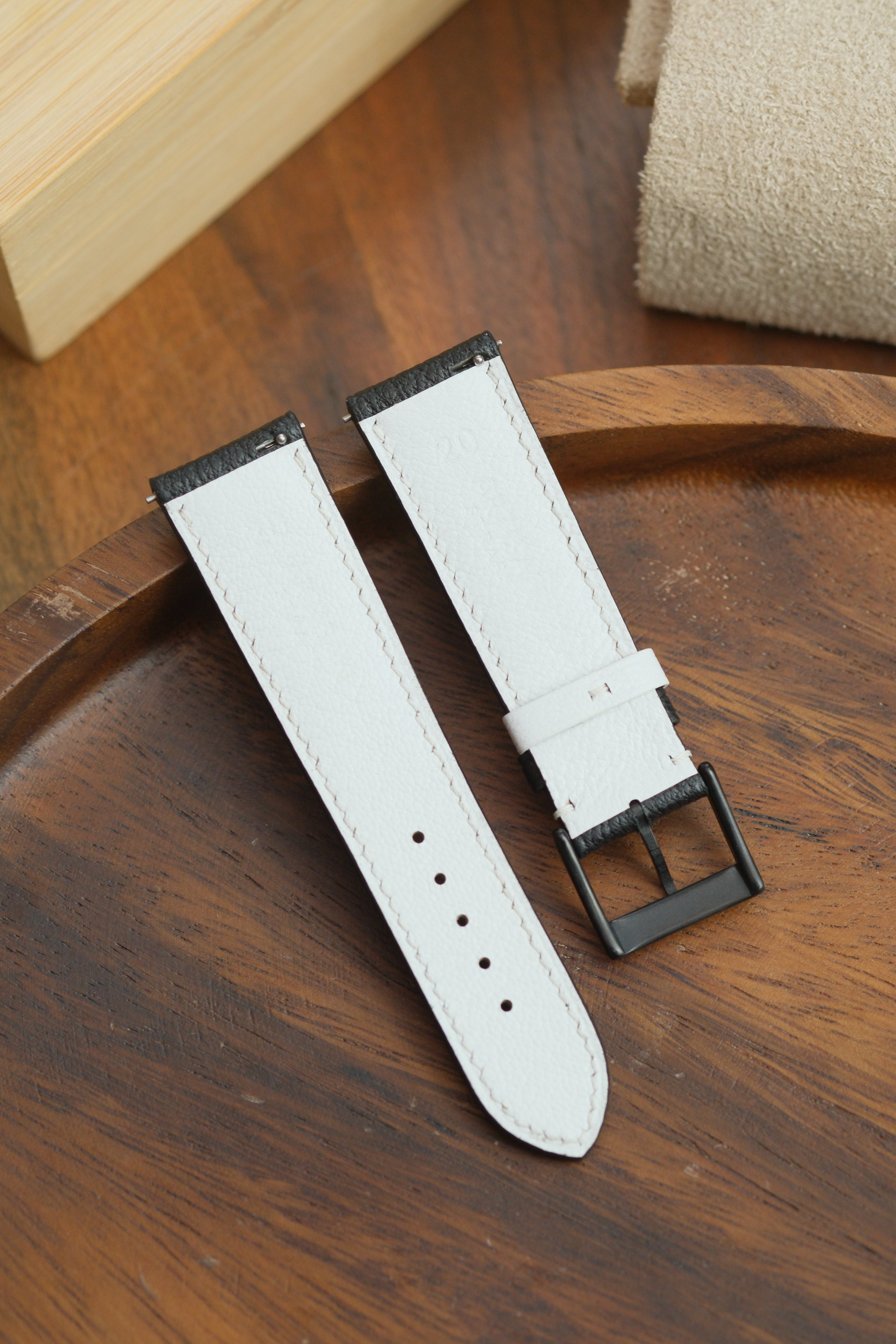 Black & White "Polka Dots" Chèvre Leather Strap