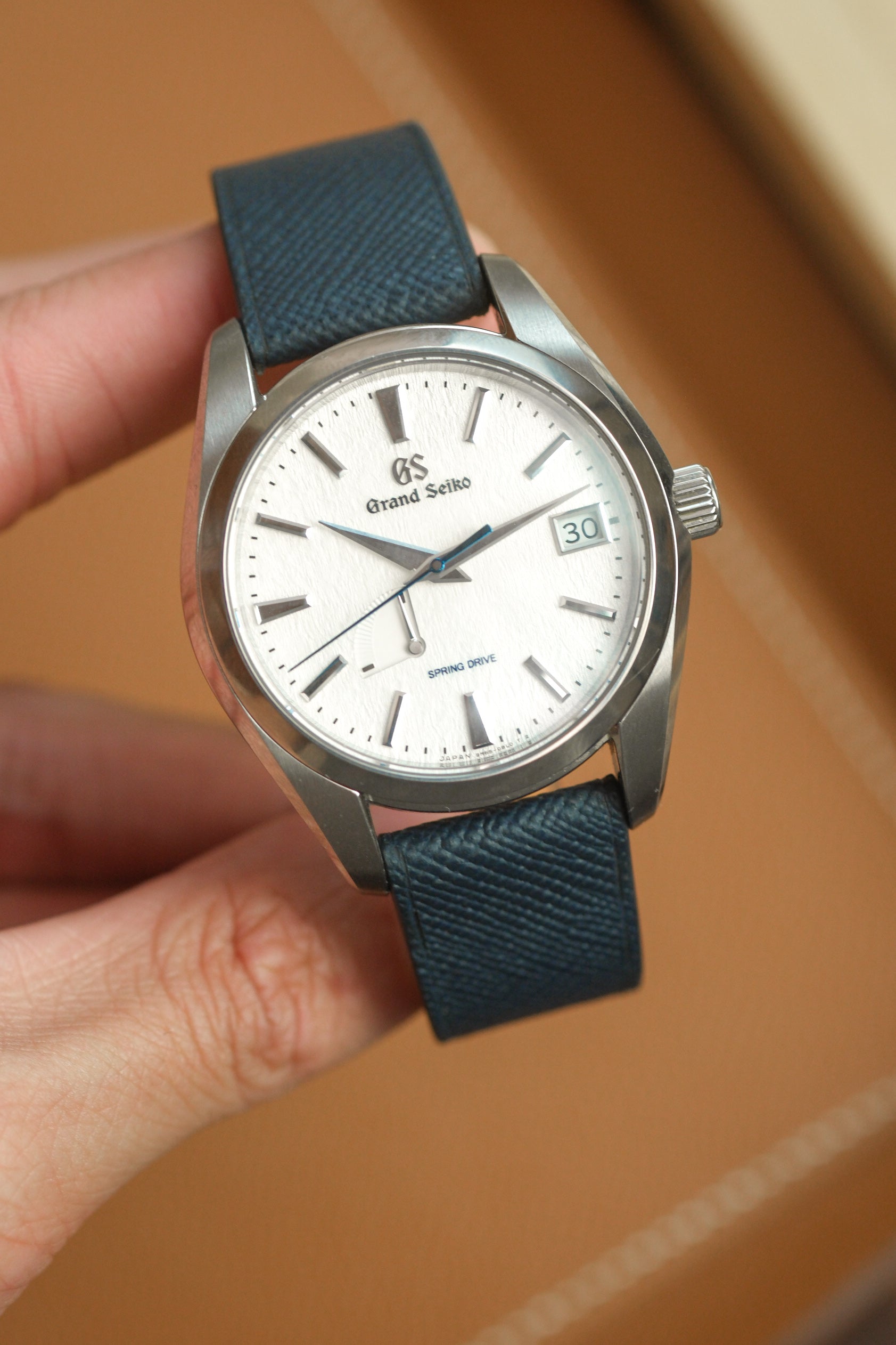 [NEW] Navy Saffiano Stitchless Leather Strap