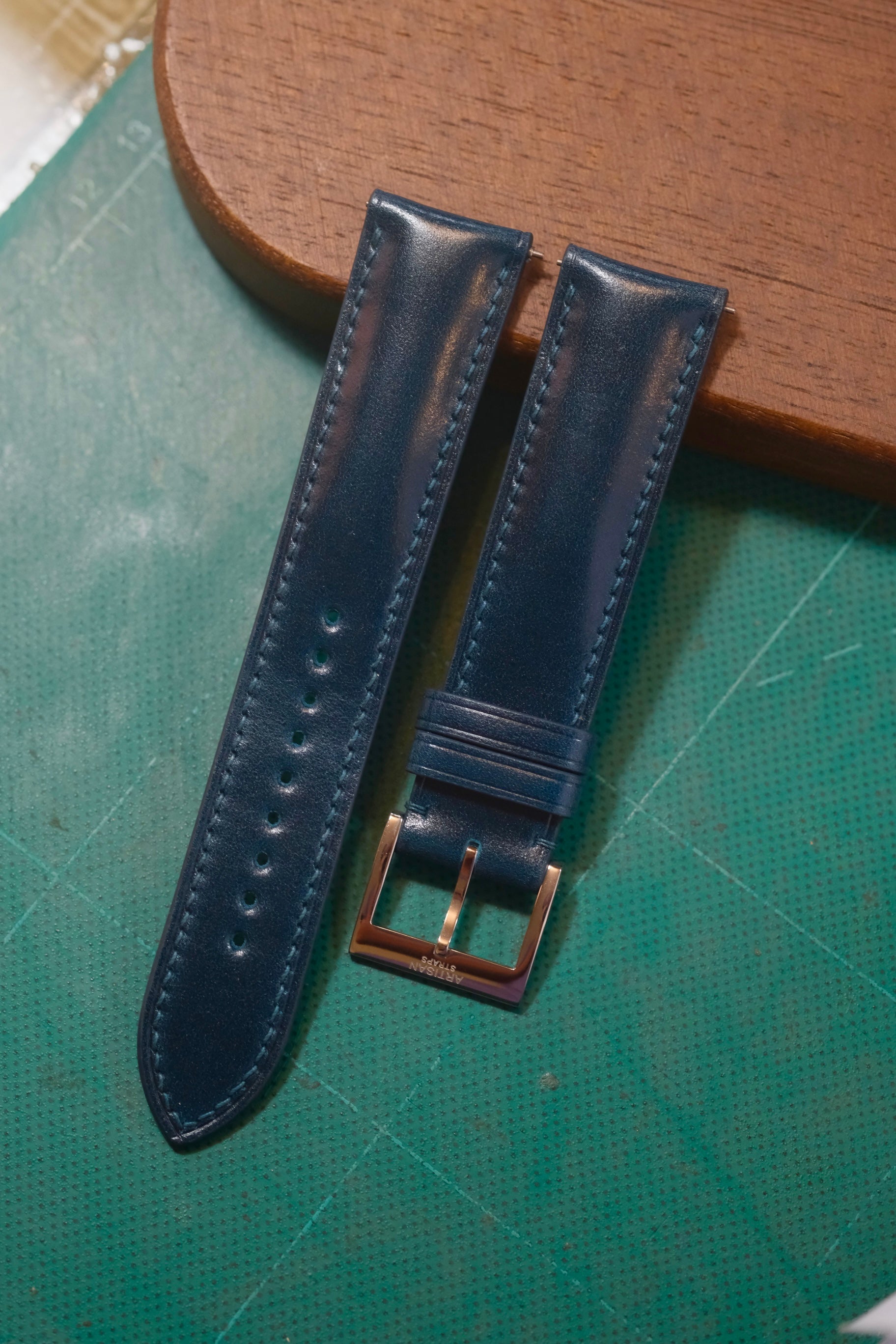 Navy Blue Shell Cordovan - 20mm/18mm, 115mm/75mm